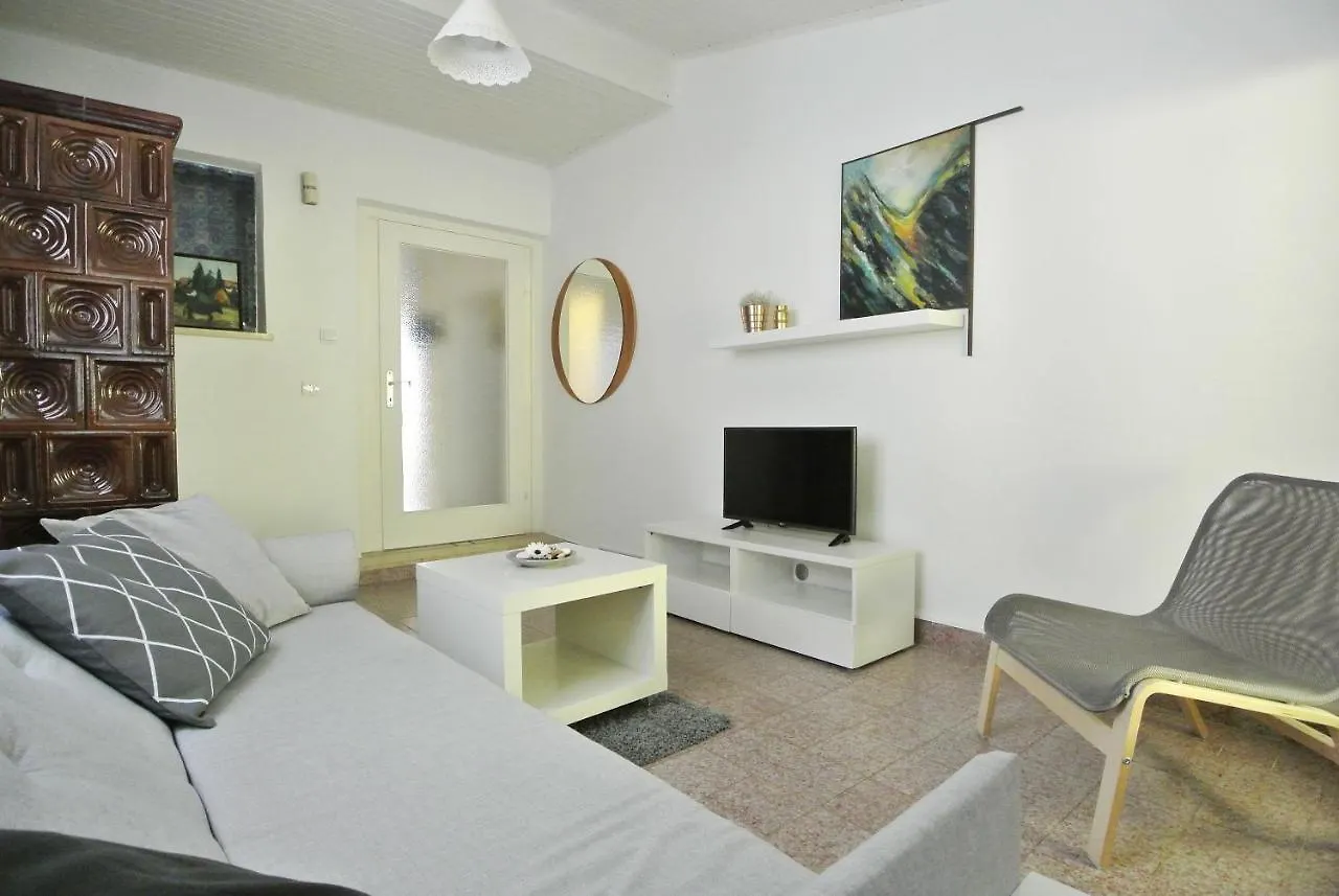 Apartments Sofia Banjole